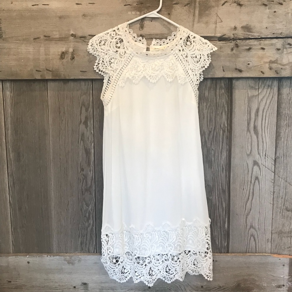 White lace dress